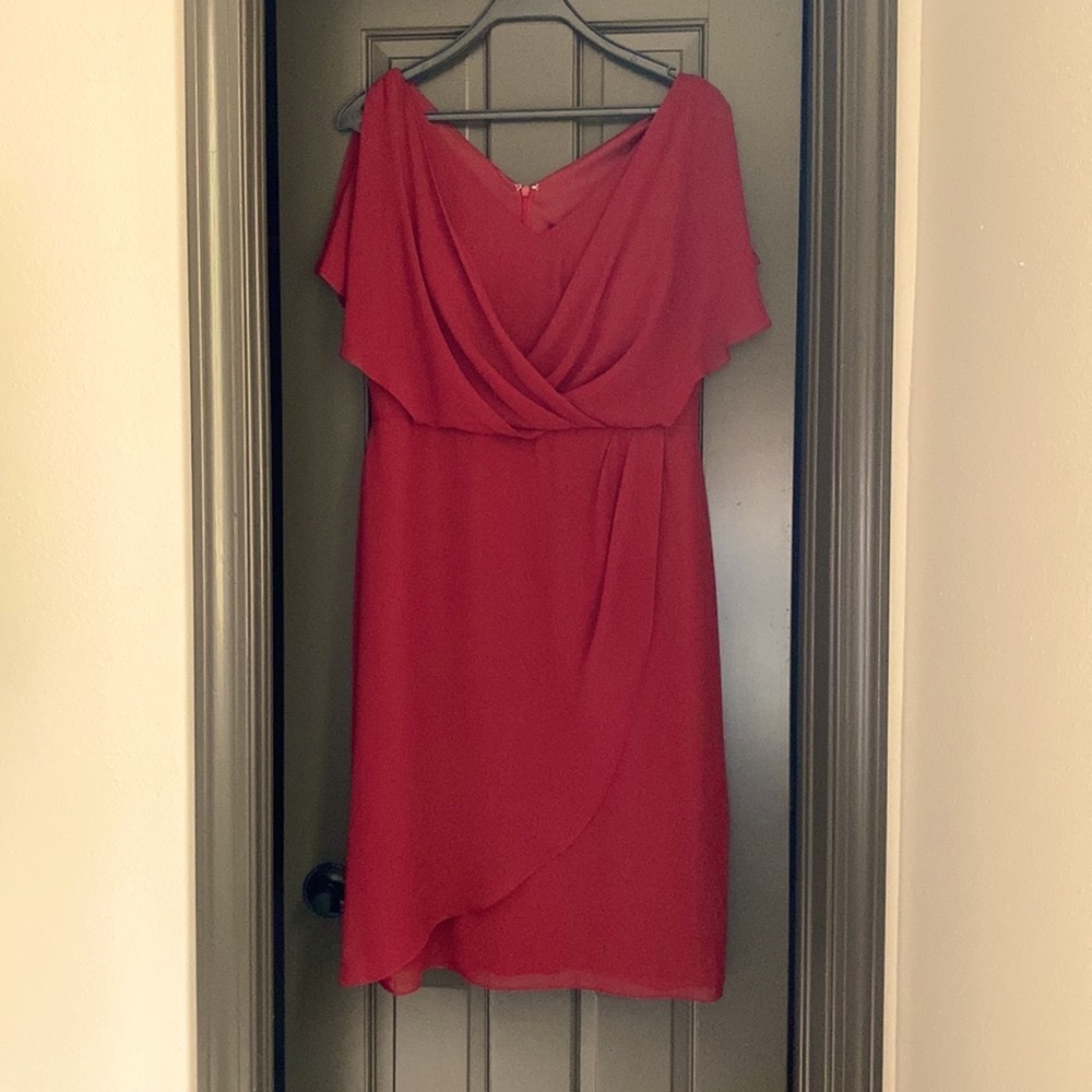 NWT Burgundy Mother of bride/bridesmaids dress 👸